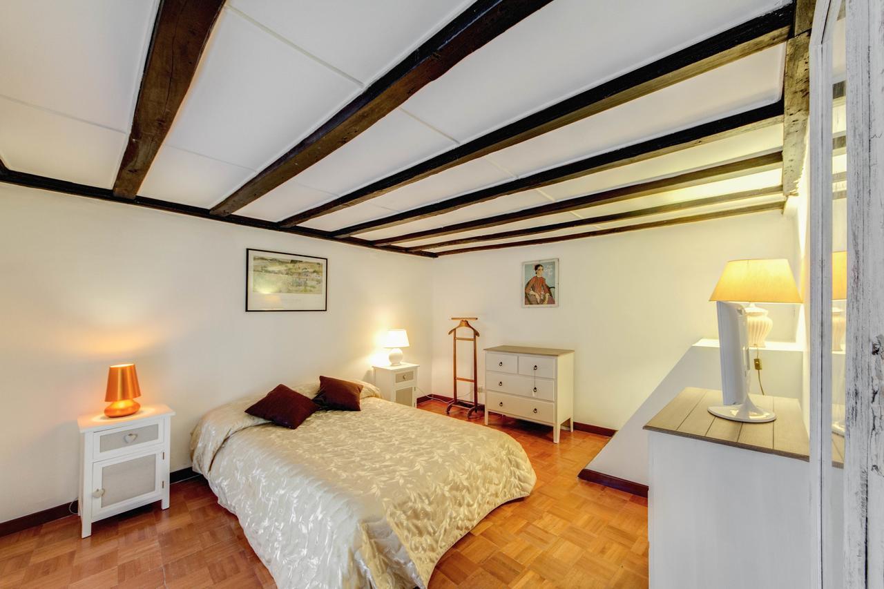 Appartement 120m² 2 Slaapkamer, 1 Privé Badkamer In Navona