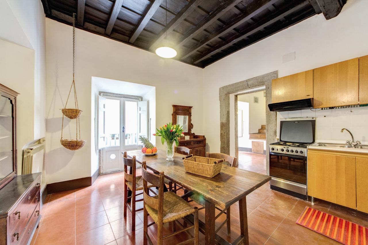 120m² 2 Slaapkamer, 1 Privé Badkamer In Navona Appartement Rome